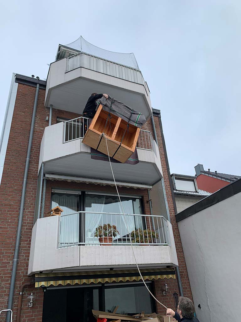 Spezialtransporte Umzüge Spedition Hirsch