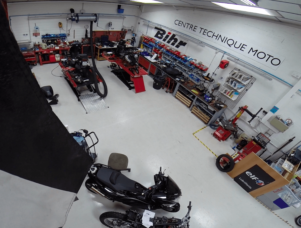 Garage pour motos