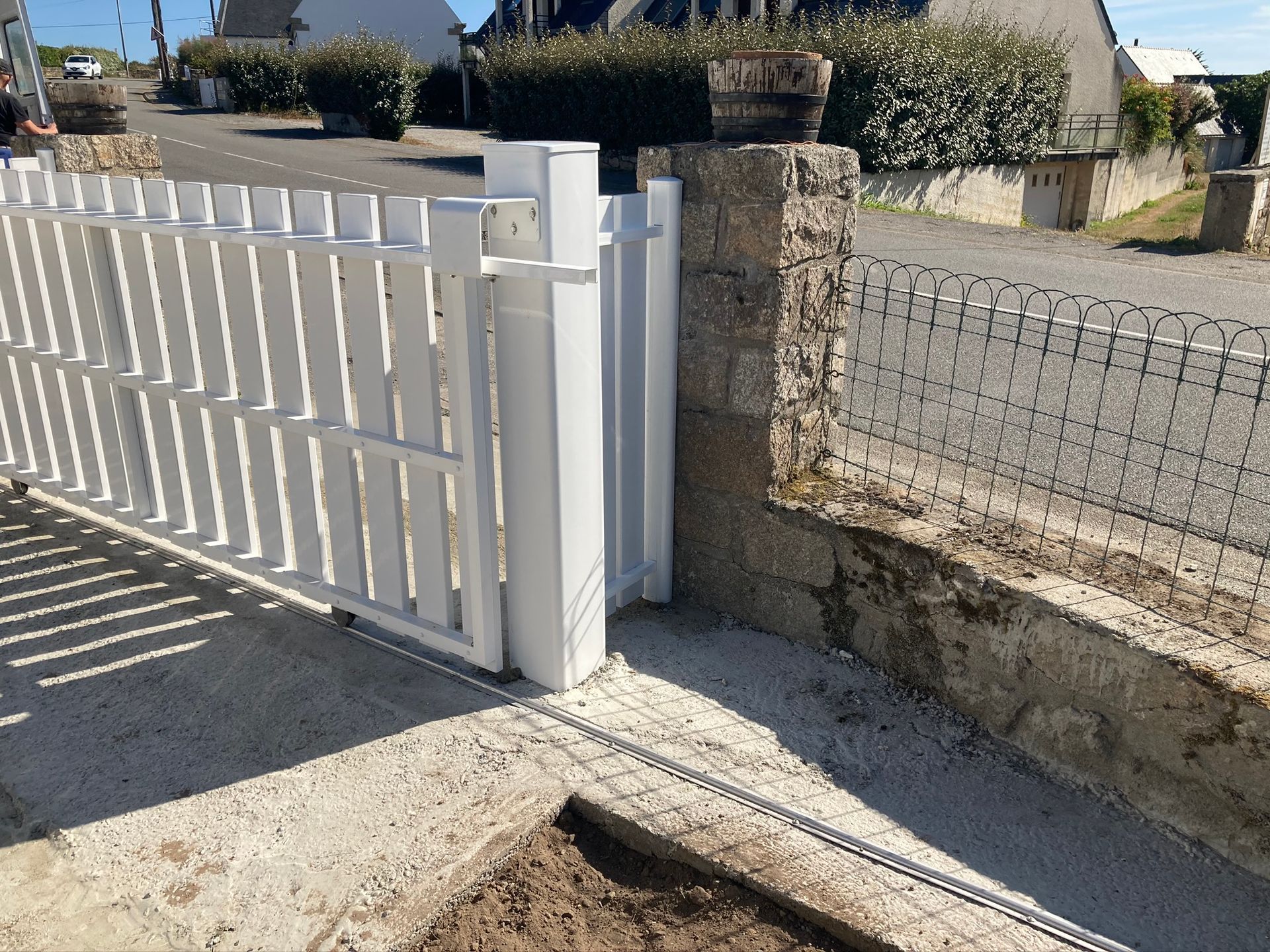 Portail coulissant en PVC