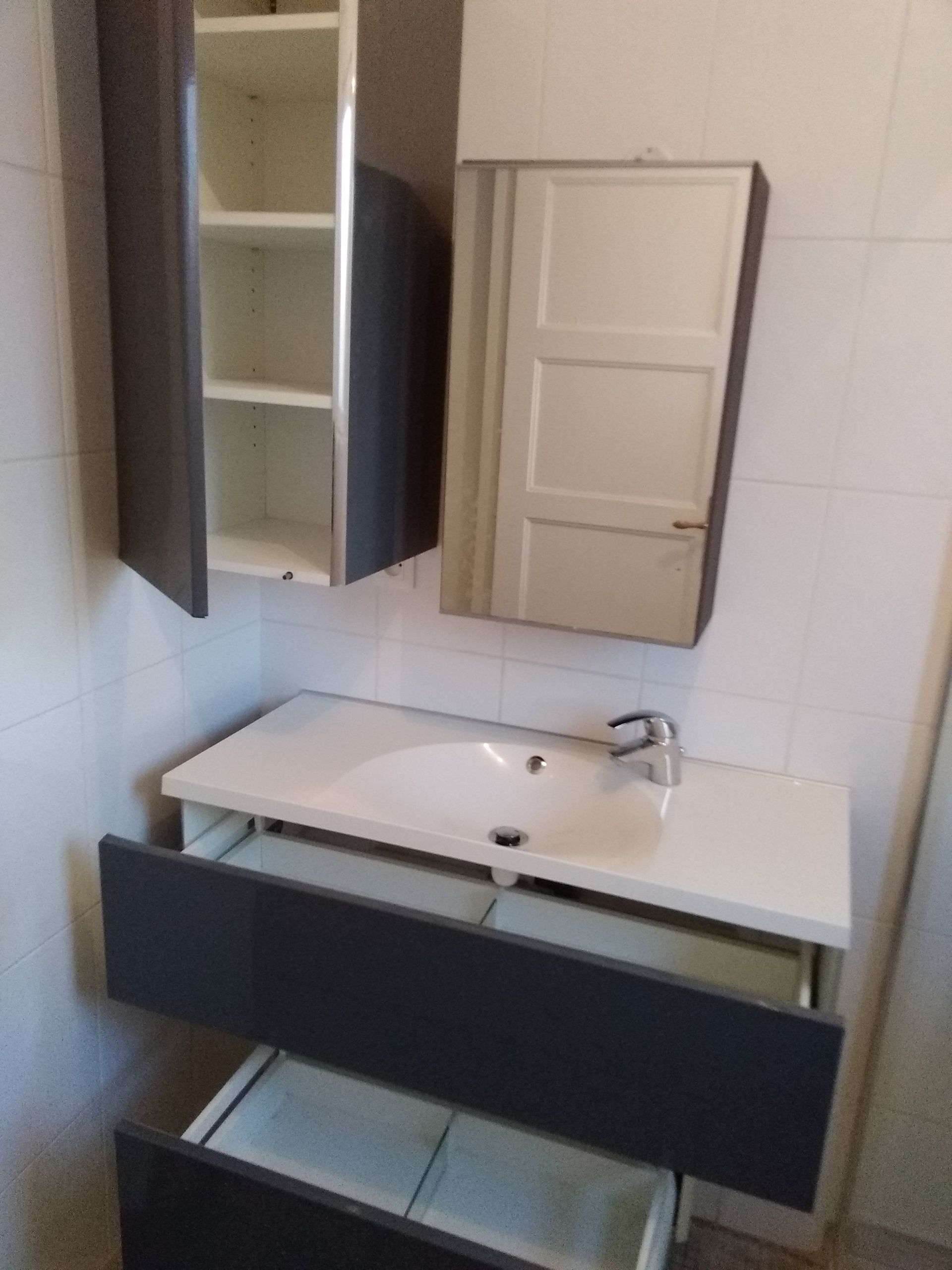 Couloir avec placard