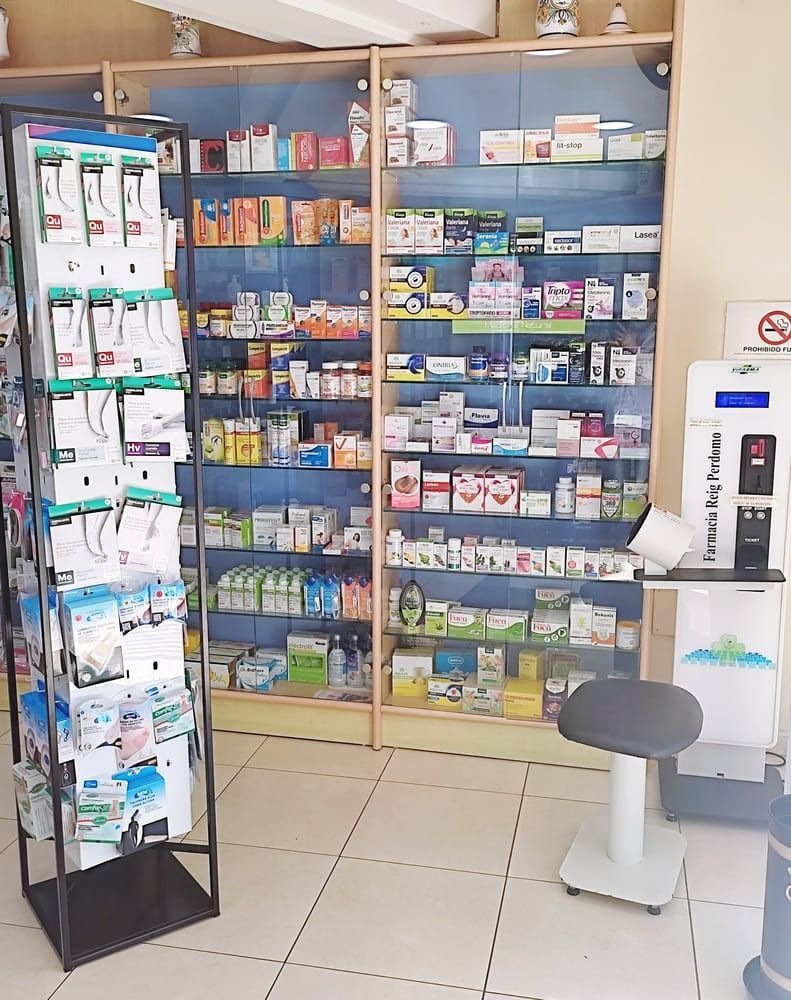 vitrinas con medicamentos