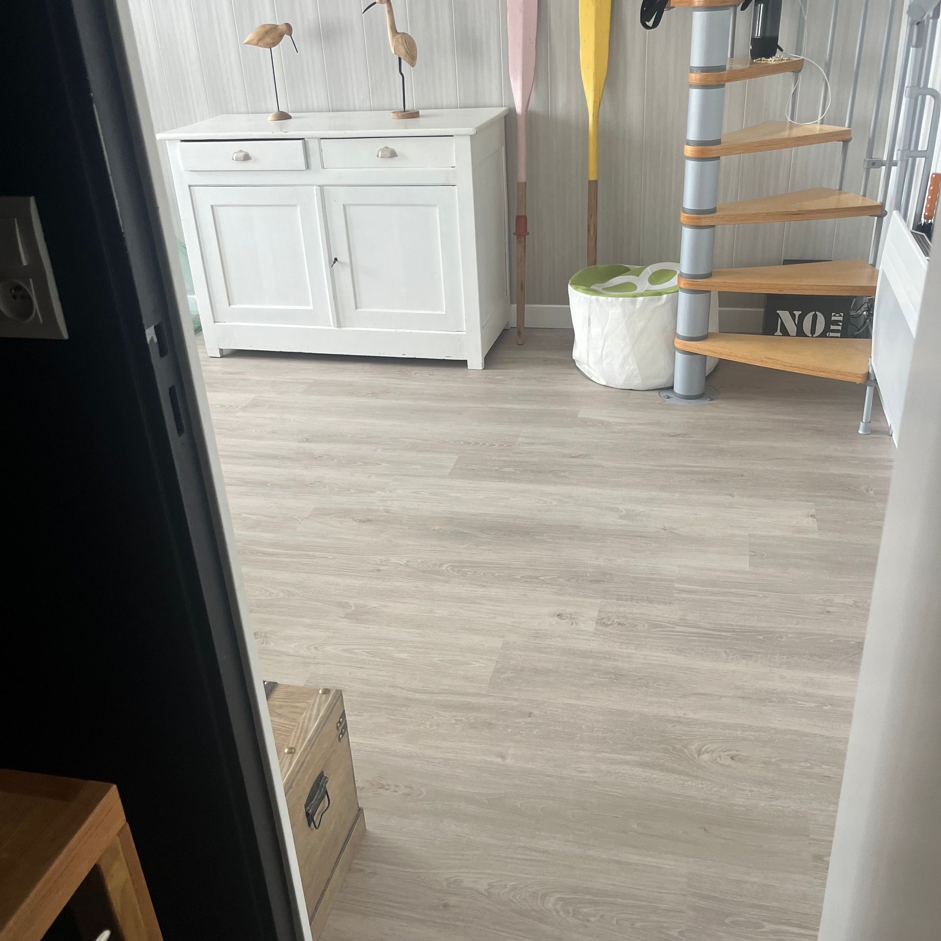 Pose de parquet stratifié chevron