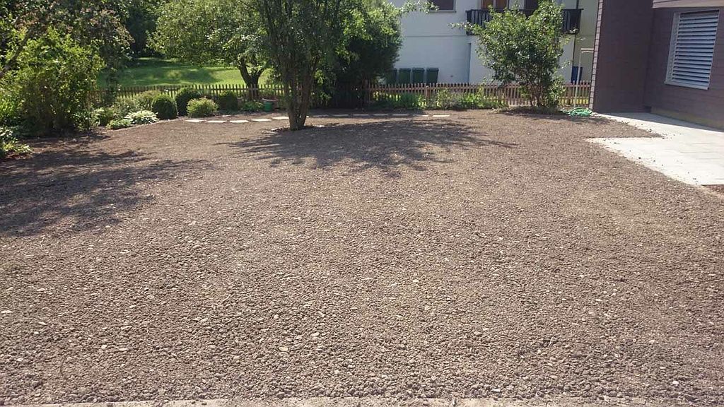 Bodenbearbeitung - Schweizer Gartenbau