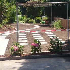 Gehweg - Schweizer Gartenbau