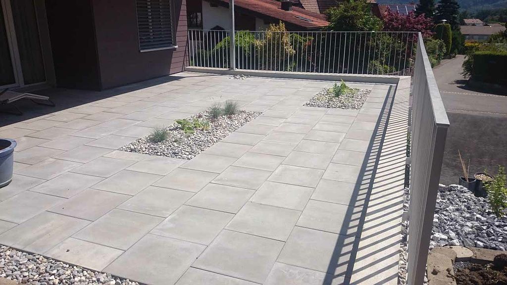 Sitzplatz - Schweizer Gartenbau