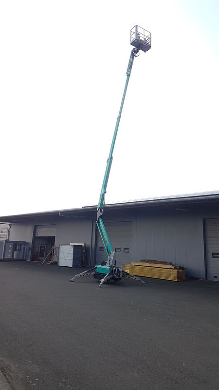 Nacelle élévatrice verte