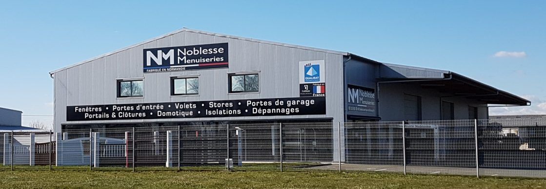 Devanture du showroom Noblesse Menuiseries