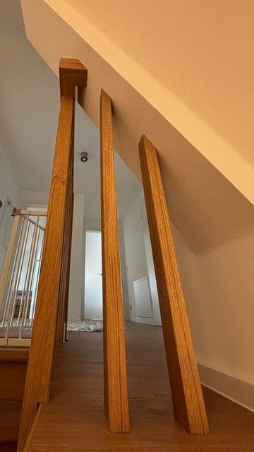 Treppenstufen und Handläufe