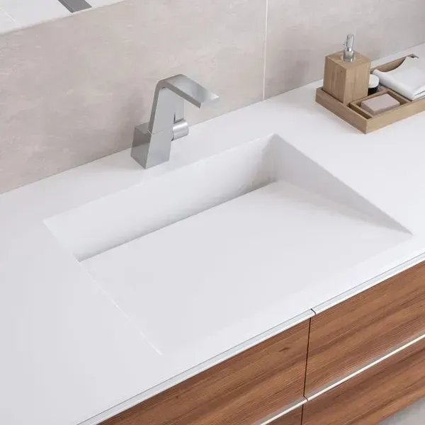 Varicor® Becken und Duschwannen