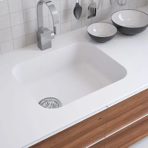 Varicor® Becken und Duschwannen