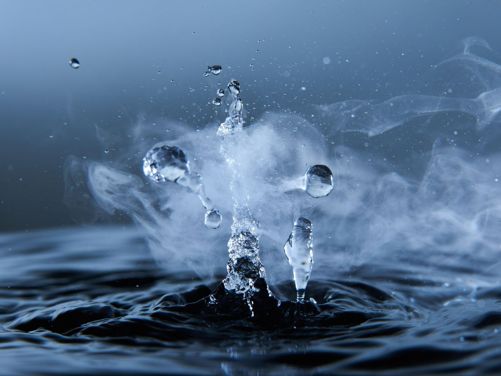 De l'eau qui éclabousse