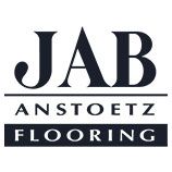 das logo für jab anstoetz parkett ist schwarz und weiß - Partner und Hersteller von Koke Raumausstattung - Tobias Liebrand - vor Ort in Senden und Lüdinghausen