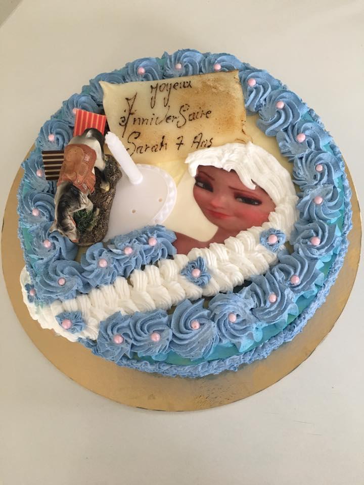 Gâteau d'anniversaire La Reine des Neiges