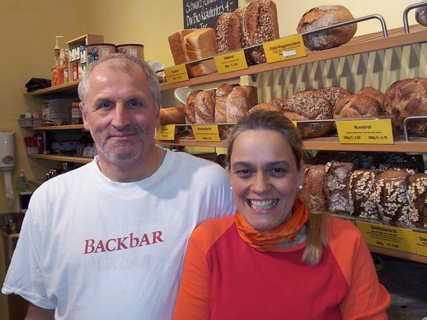 Line und Wolfram Schniepper - BACKbAR