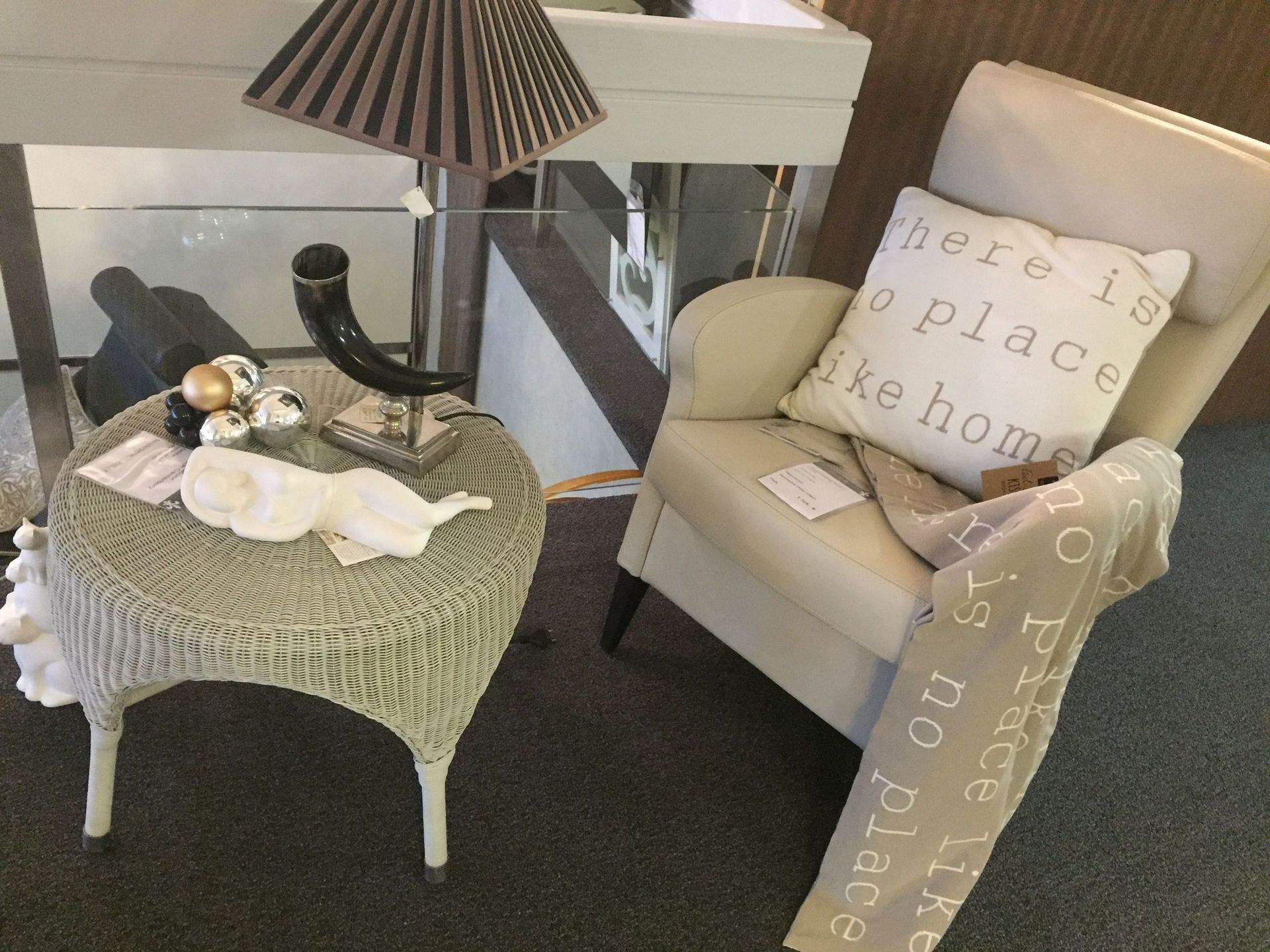 stilvolle einrichtung mit polstern