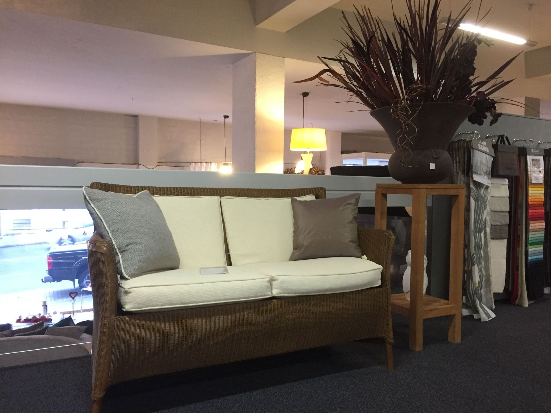 stilvolle einrichtung mit polstern