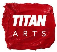 El logotipo de Titan Arts es un cuadrado rojo con letras blancas sobre un fondo blanco.