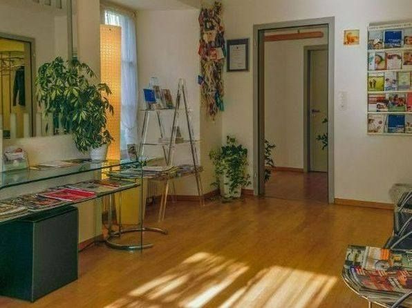 Frauenarztpraxis Dr. med. Simone Kuhn FMH Gynäkologie und Geburtshilfe