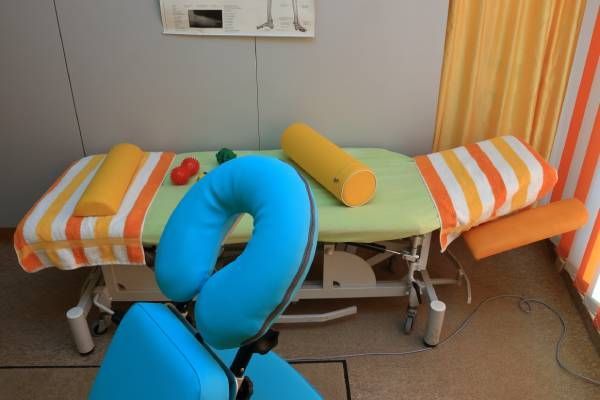 Behandlungsliege