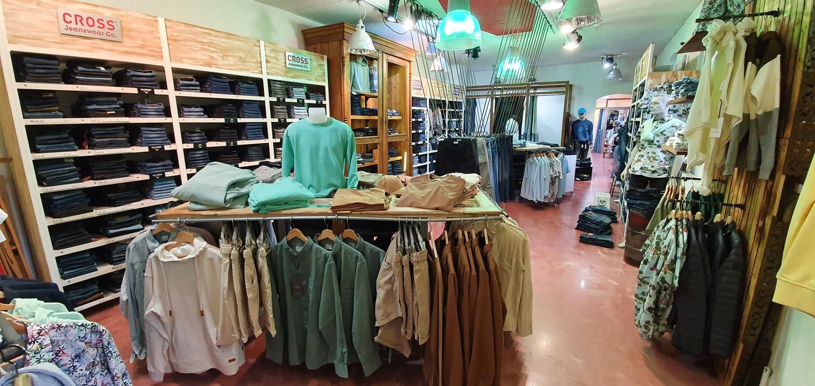 Jeans Boss - Laden - Innenansicht 