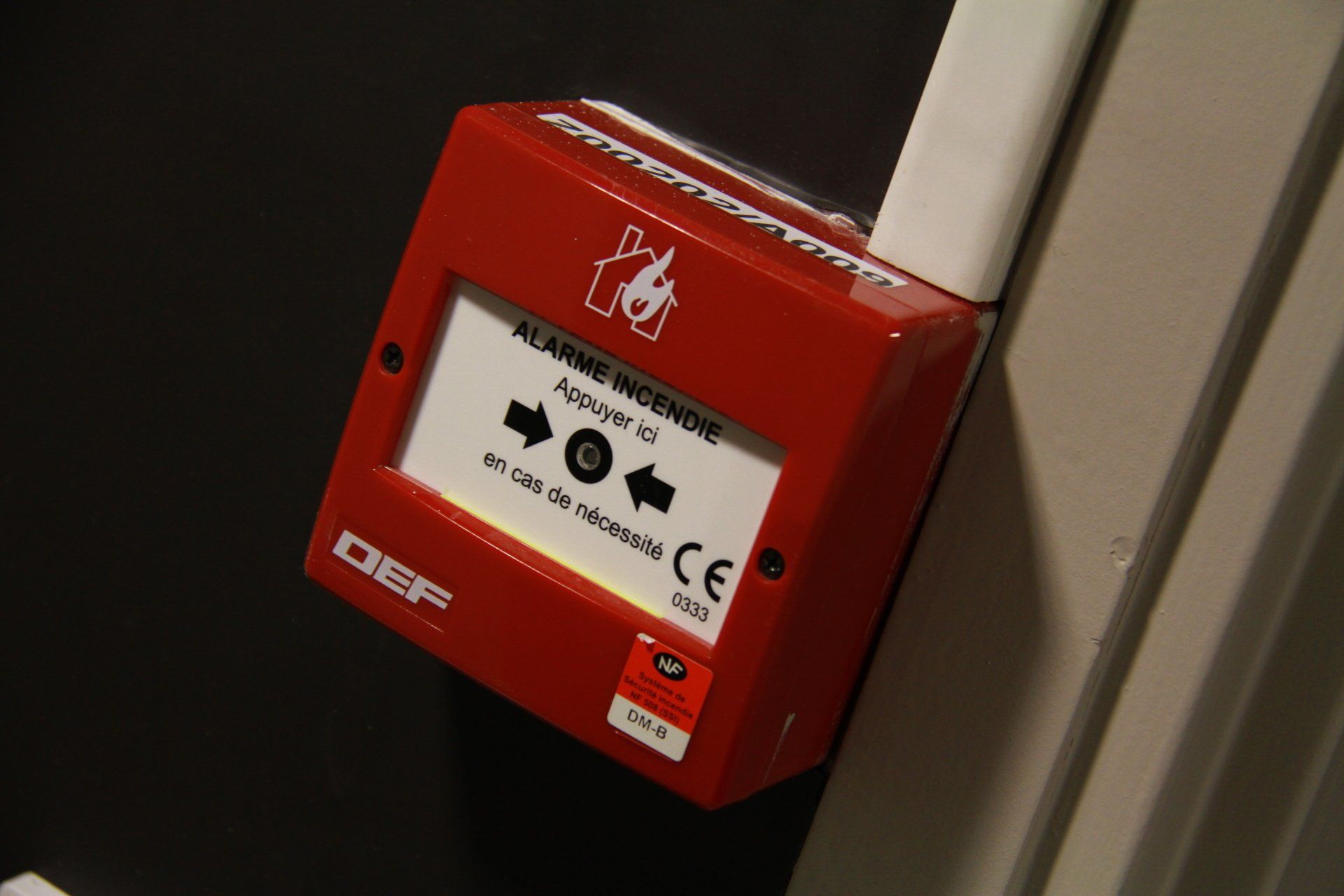 Boîtier d'alarme incendie