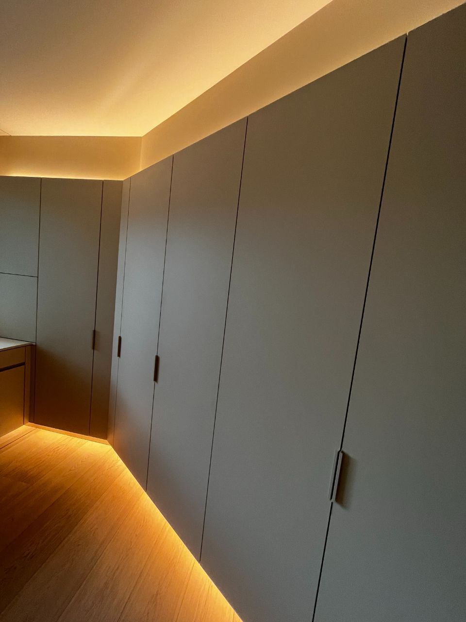 Von der Luca Benedetto Malermeister AG renoviertes Wohnzimmer