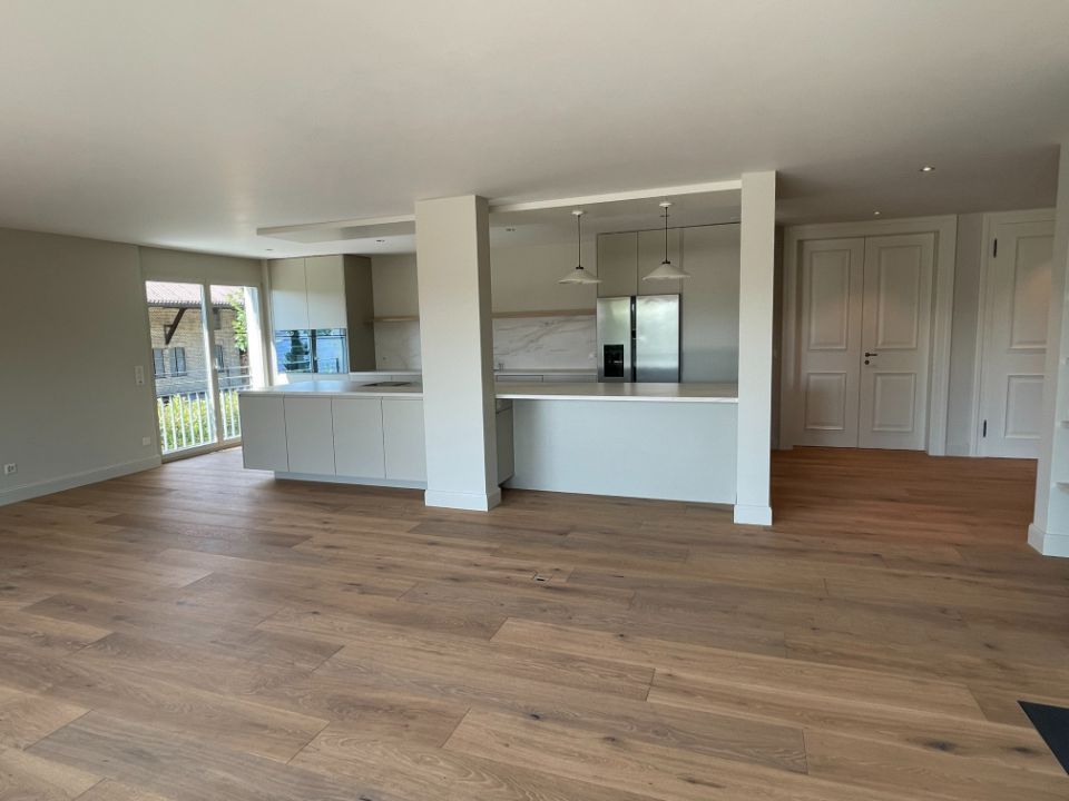 Von der Luca Benedetto Malermeister AG renoviertes Wohnzimmer