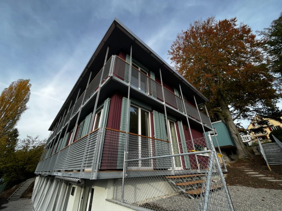 Von der Luca Benedetto Malermeister AG renoviertes Wohnzimmer