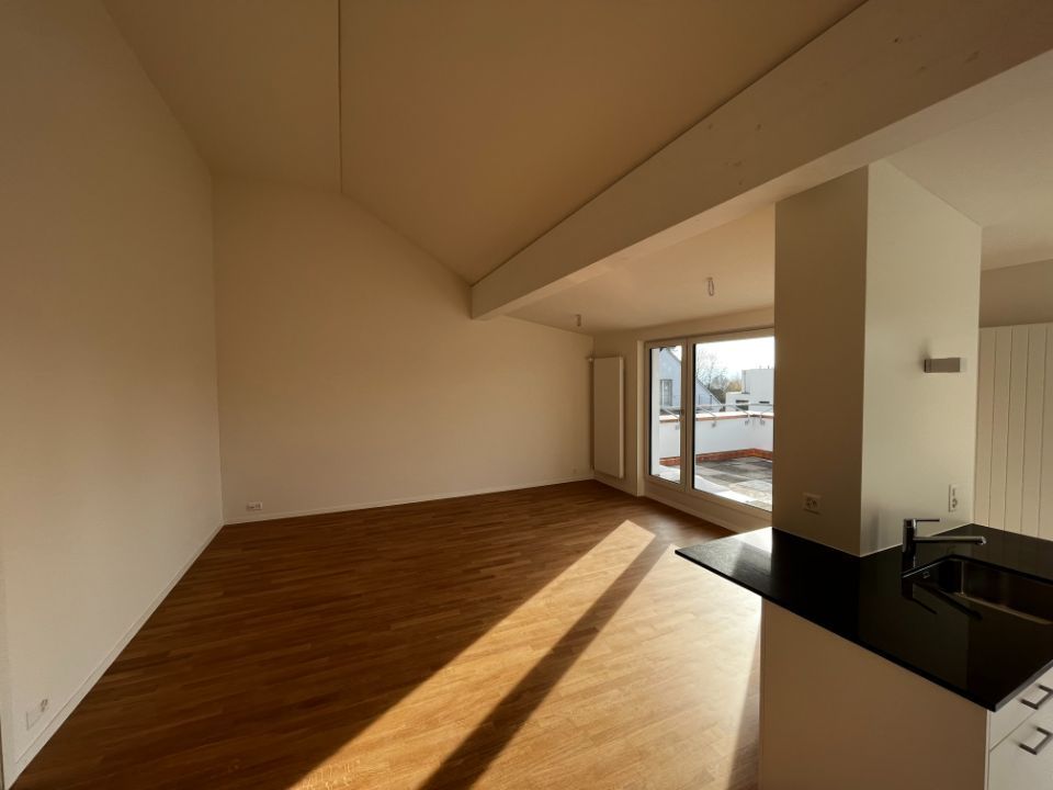 Von der Luca Benedetto Malermeister AG renoviertes Wohnzimmer