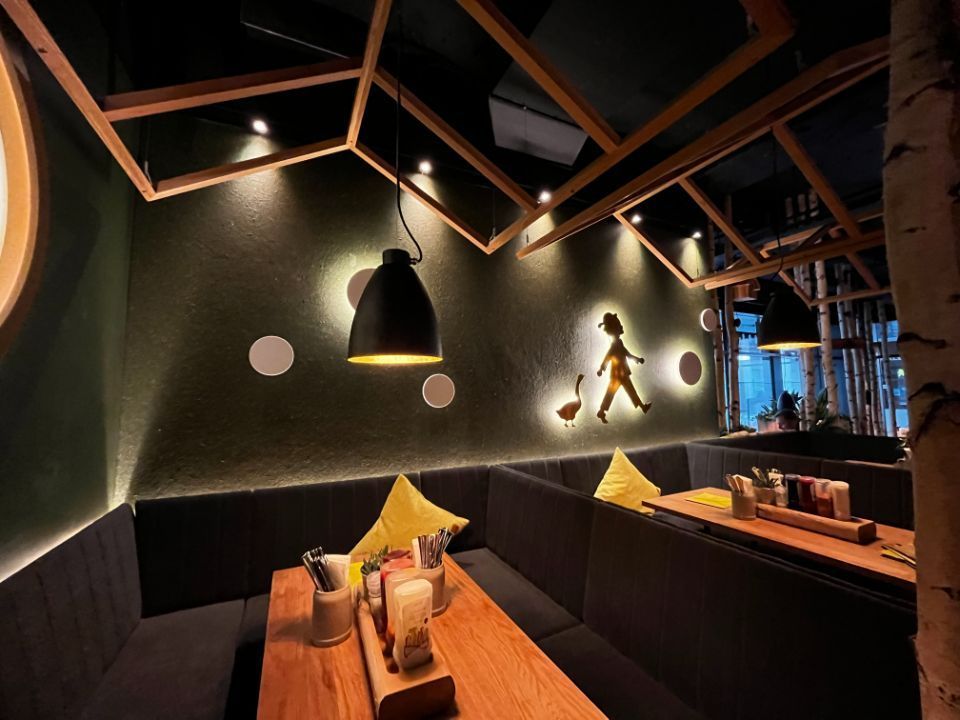 Von der Luca Benedetto Malermeister AG renoviertes Wohnzimmer