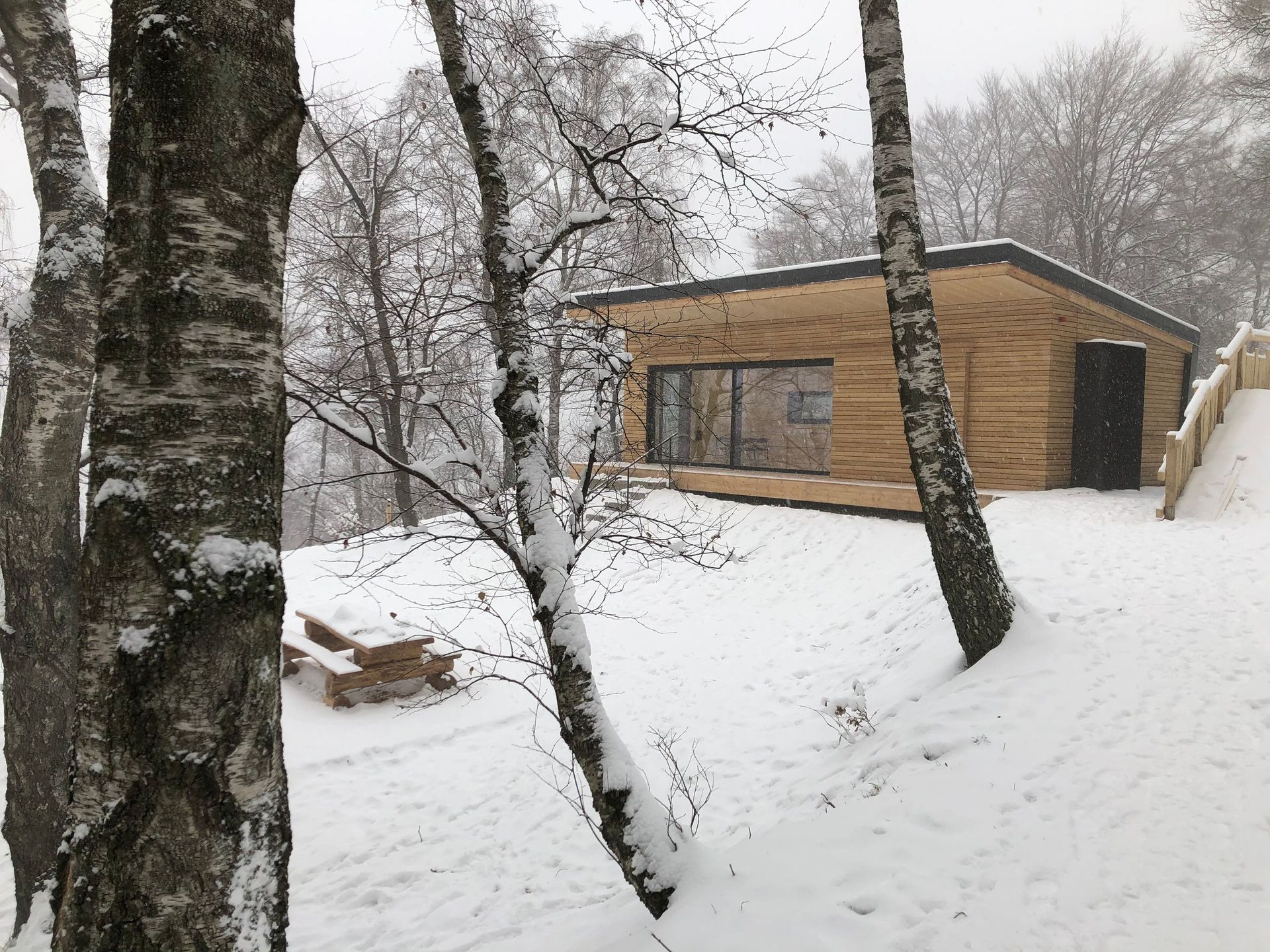 ValeggiaPanzera e associati Sagl - istituto di credito Lugano - Architettura, studi · Architettura d'interni - Collaboratore esterno Giovanni Rizzi - Industriale Mendrisio - Design industriale, design del prodotto · Progettazione architettonica - Lugano - Ticino