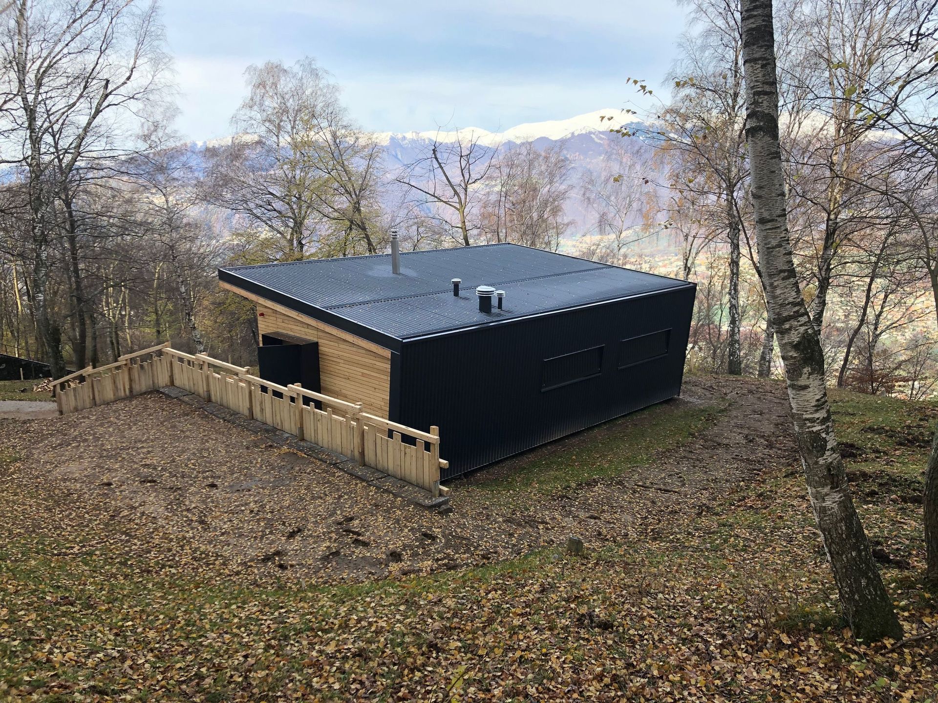 ValeggiaPanzera e associati Sagl - istituto di credito Lugano - Architettura, studi · Architettura d'interni - Collaboratore esterno Giovanni Rizzi - Industriale Mendrisio - Design industriale, design del prodotto · Progettazione architettonica - Lugano - Ticino