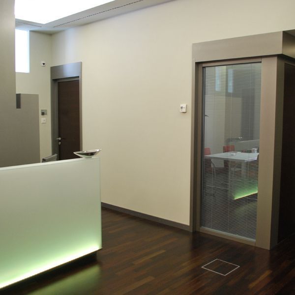 ValeggiaPanzera e associati Sagl - istituto di credito Lugano - Architettura, studi · Architettura d'interni - Collaboratore esterno Giovanni Rizzi - Industriale Mendrisio - Design industriale, design del prodotto · Progettazione architettonica - Lugano - Ticino