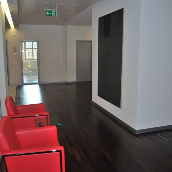 ValeggiaPanzera e associati Sagl - istituto di credito Lugano - Architettura, studi · Architettura d'interni - Collaboratore esterno Giovanni Rizzi - Industriale Mendrisio - Design industriale, design del prodotto · Progettazione architettonica - Lugano - Ticino