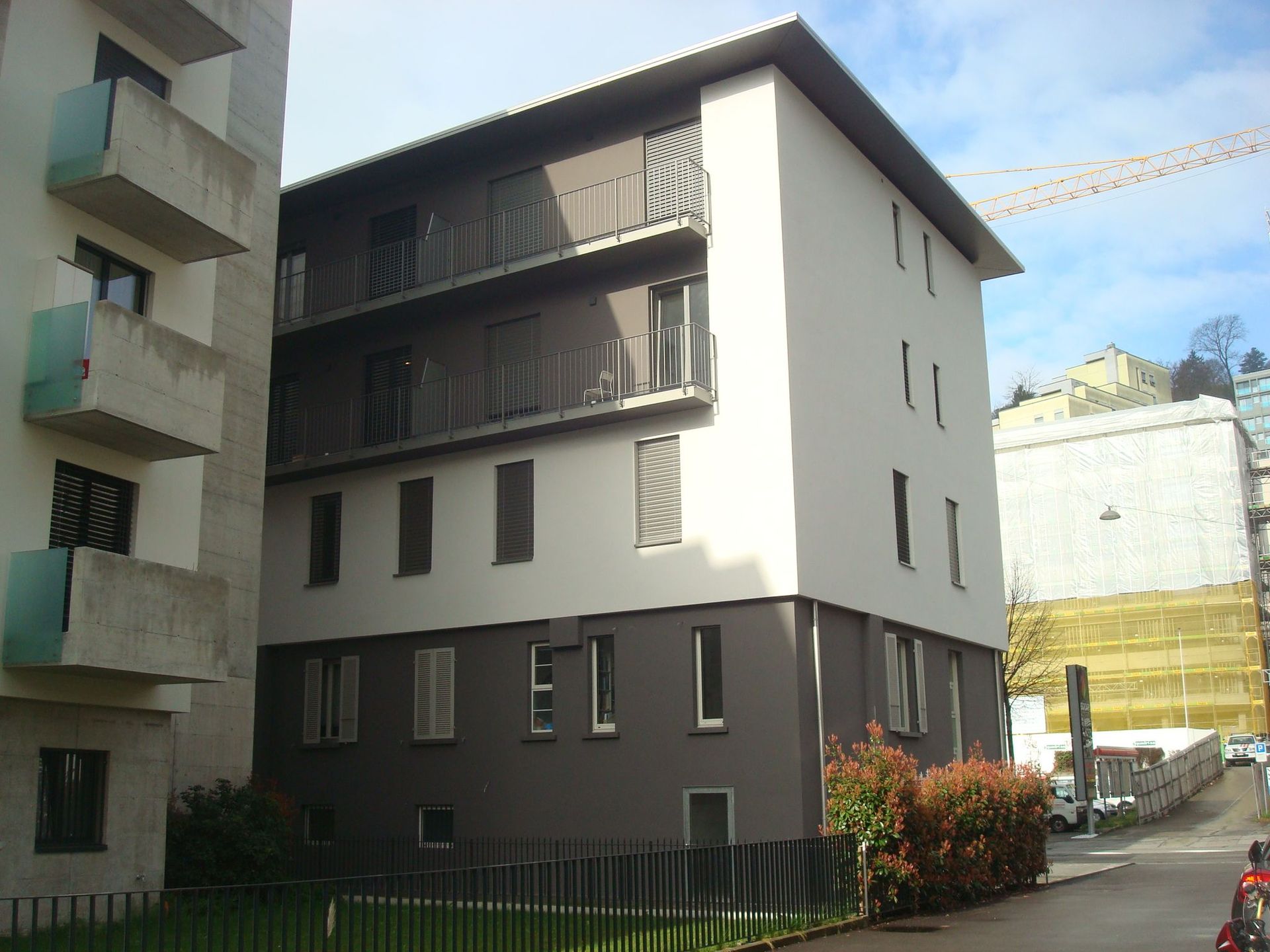 Casa 76, Lugano