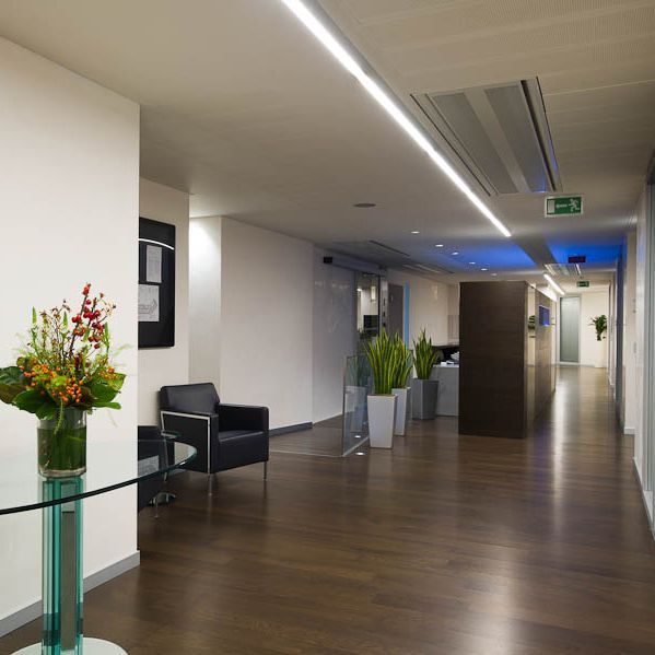 ValeggiaPanzera e associati Sagl - istituto di credito Lugano - Architettura, studi · Architettura d'interni - Collaboratore esterno Giovanni Rizzi - Industriale Mendrisio - Design industriale, design del prodotto · Progettazione architettonica - Lugano - Ticino