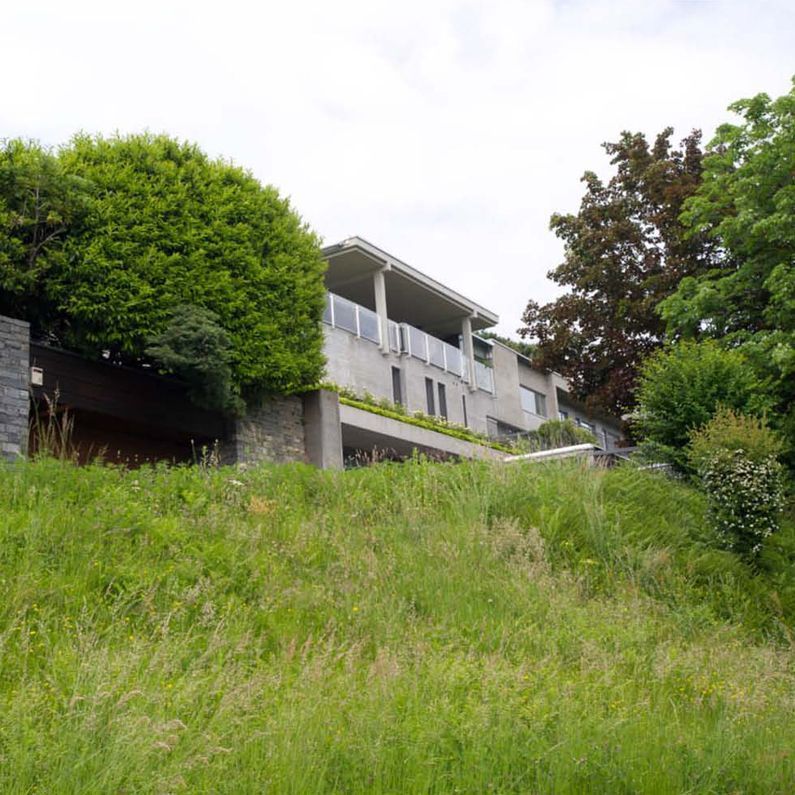 ValeggiaPanzera e Associati Sagl – Menorca – Architektur, Studium · Innenarchitekt – externer Mitarbeiter Giovanni Rizzi – Porza – Industriedesign, Produktdesign · Architektonische Planung – Lugano – Tessin