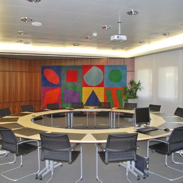 ValeggiaPanzera e associati Sagl - istituto di credito Lugano - Architettura, studi · Architettura d'interni - Collaboratore esterno Giovanni Rizzi - Industriale Mendrisio - Design industriale, design del prodotto · Progettazione architettonica - Lugano - Ticino