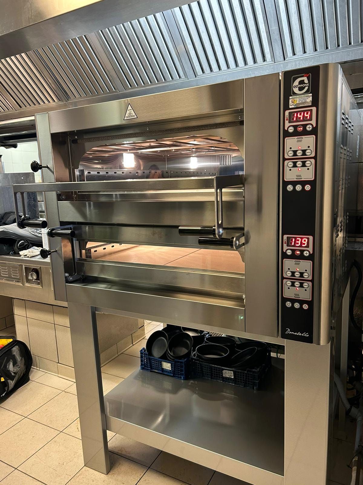 Un four double professionnel