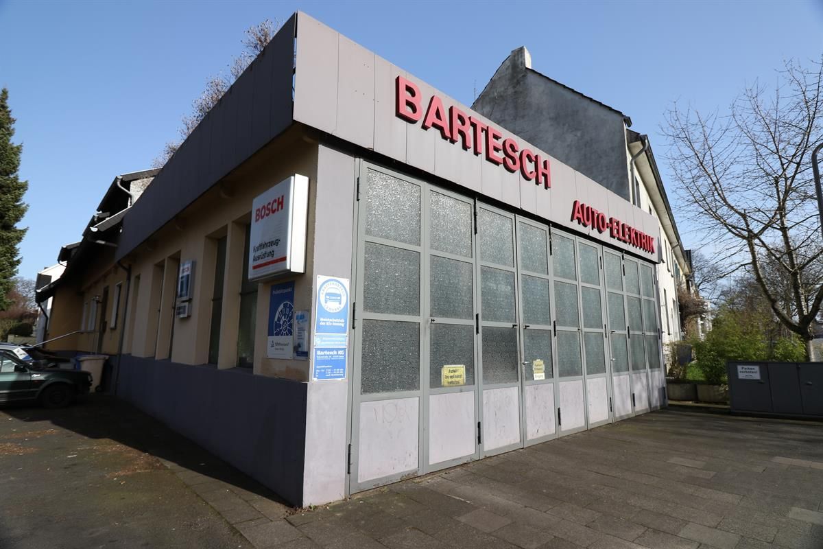 Ein Gebäude mit dem Wort Bartsch darauf