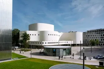 Außenaufnahme des Schauspielhauses in Düsseldorf