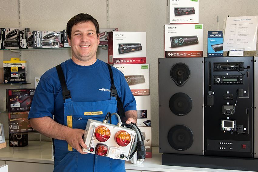 DAB+ Spezialist, DAB+ einbauen, DAB+ Radio, DAB+ Stützpunkt Mittelland, DAB+ Oberaargau, DAB+ Spezialist Mittelland, DAB+ nachrüsten Zentralschweiz, DAB+ nachrüsten Langenthal, DAB+ einbauen Langenthal