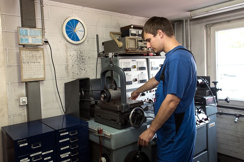 Reparatur Lichtmaschinen, Anlasser, Alternator, Revision Lichtmaschine, Revision Anlasser