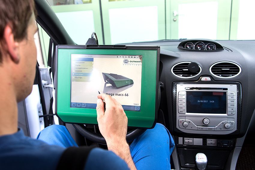 Diagnosespezialist, Diagnose am Auto erstellen Aarwangen, Langenthal, Oberaargau, Mittelland, Diagnosecenter Oberaargau, Diagnosecenter Mittelland, Flottenmanagement Oberaargau, Flottenmanagement Aarwangen, Flottenmanagement Langenthal