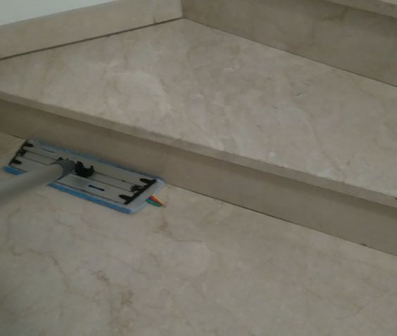 Gartenpflege Umgebungsarbeiten - Müller Reinigung Hauswartung - Hornussen