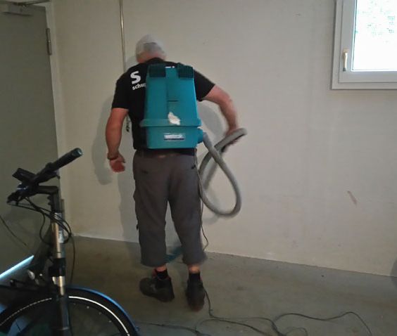 Gartenpflege Umgebungsarbeiten - Müller Reinigung Hauswartung - Hornussen