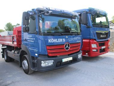 LKWs der Firma Baustoffe Köhler