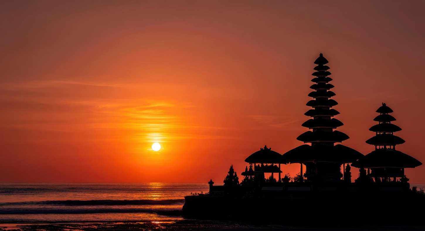 best cafés in Bali with views
