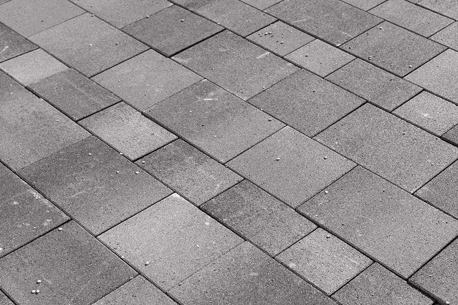 Sol en dalles de pierre rectangulaire de plusieurs tailles