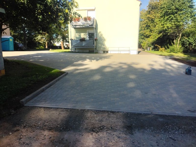 Pflasterfläche verlegt